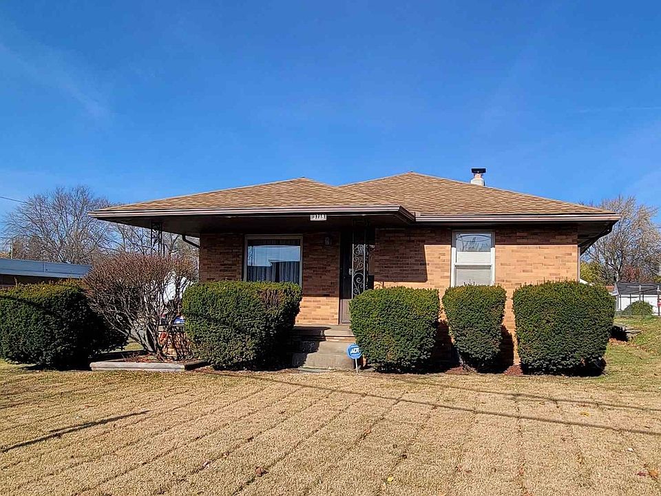 1st image of 3719 Lincoln Way W