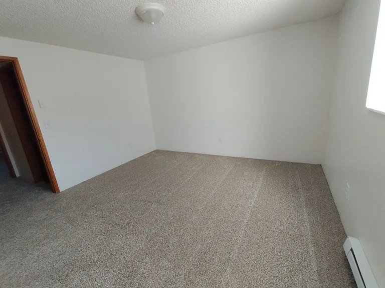 Country Pines Townhomes — Photo 10