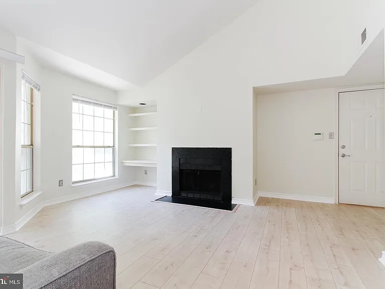 3916 Penderview Dr #436 — Photo 24