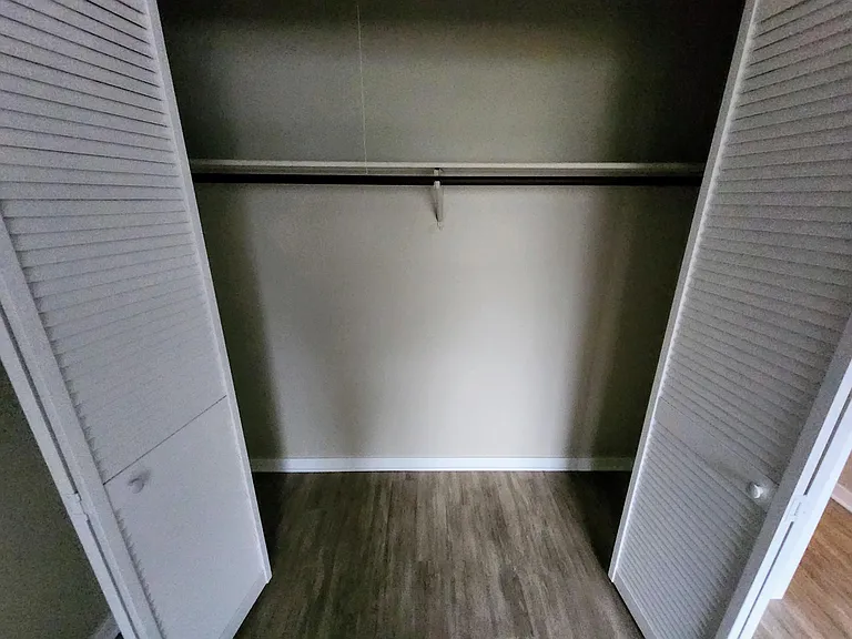 112 S Jackson Blvd — Photo 21