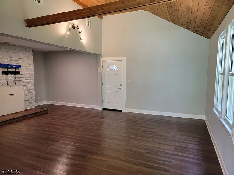 223 Halsey Rd #3 — Photo 13
