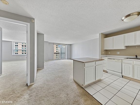 2nd image of 545 N Dearborn St APT 2203
