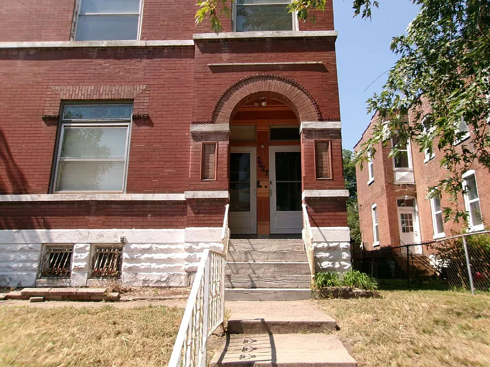 7027 Minnesota Ave #2F