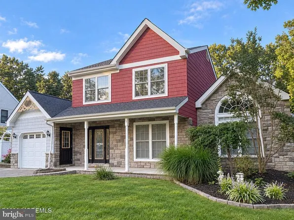 104 Spruce Cir N, Barnegat, NJ 08005