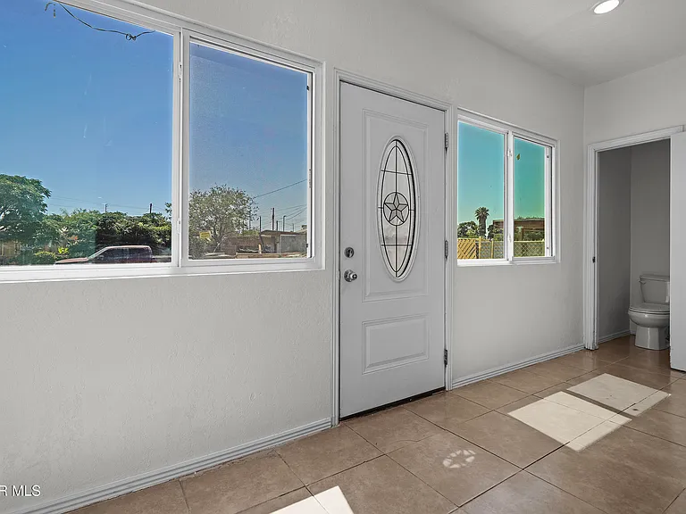 209 N Seville Dr #A — Photo 9