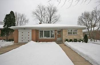 1st image of 8211 Kostner Ave