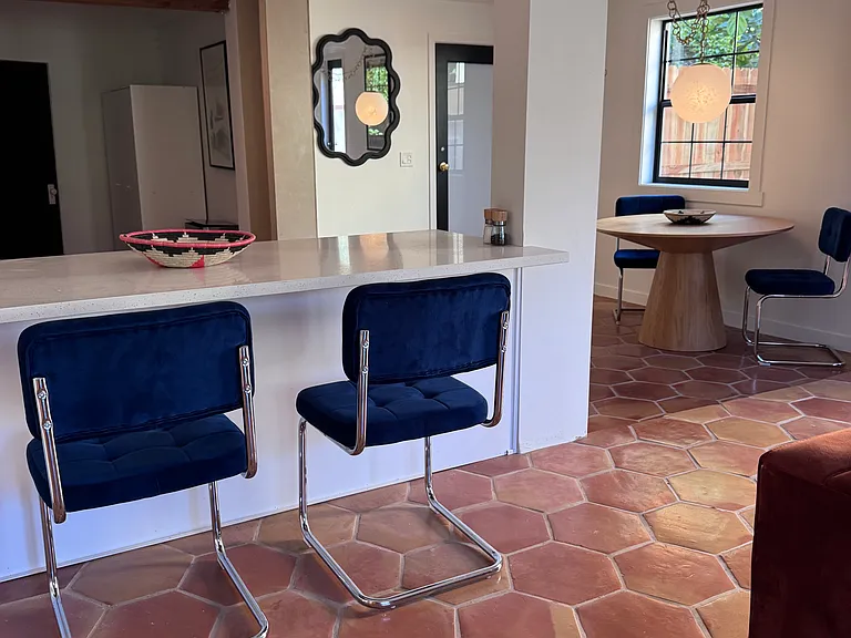 2076 Paramount Dr #1/2 — Photo 15