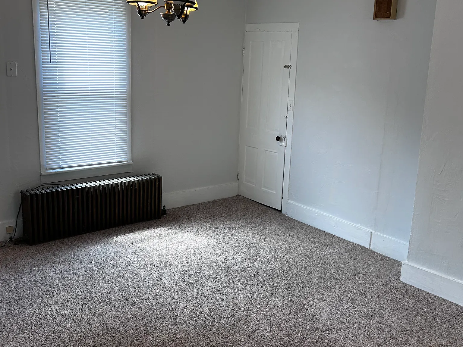 3 bed, 2229 sqft, $1,250 — Photo 3
