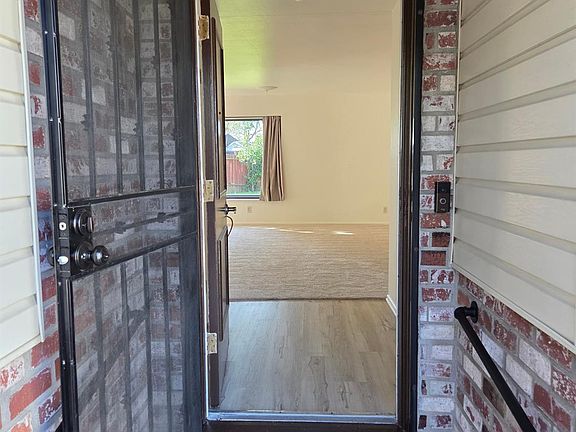 2nd image of 2100 Farnsworth Way