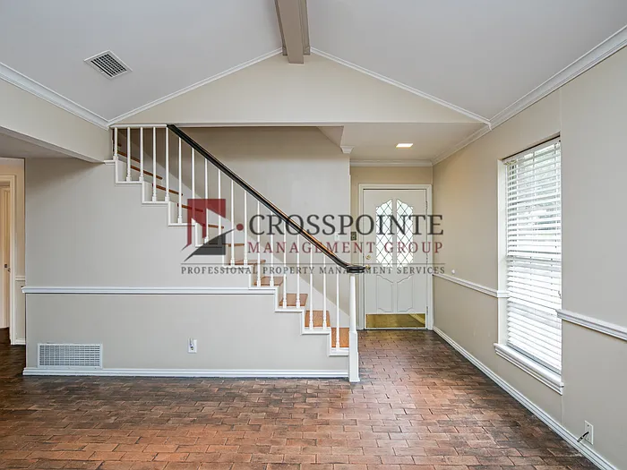 3712 Colony Park Dr — Photo 3