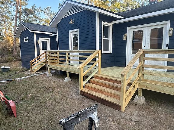 3rd image of 28180 Lake Hampton Rd