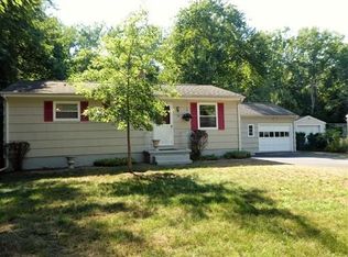 92 Hudson St, Springfield, MA 01118