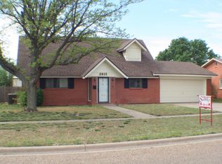 2615 W 18th St, Plainview, TX 79072