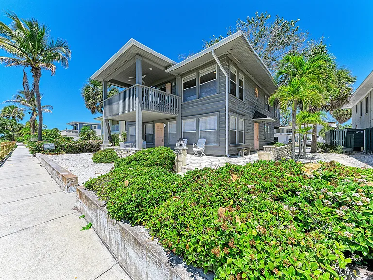 102 Palmetto Ave — Photo 53