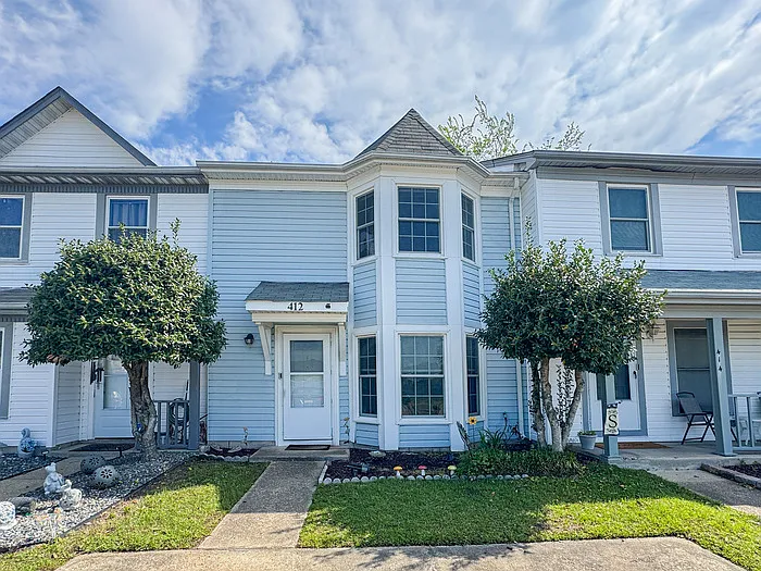 412 Kenley Rd — Photo 1