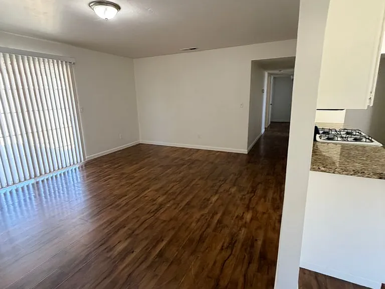 2944 S Linda Vista St — Photo 5