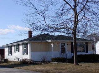 1010 Adams St, Algoma, WI 54201