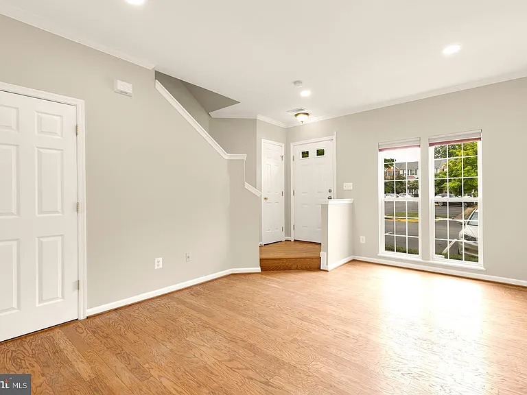 4284 Wheeled Caisson Sq — Photo 4