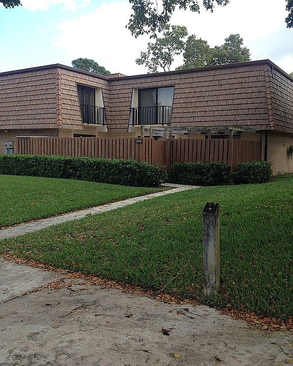 1st image of 2418 24th Ln