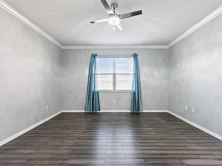 1092 Pipestone Pl — Photo 17