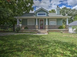 2112 Old Lewis Rd, Johnson City, TN 37601