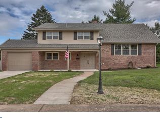 1503 Durwood Dr, Reading, PA 19609