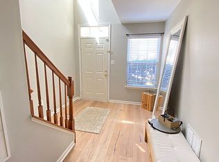 6607 Hunter Creek Ln, Alexandria, VA 22315