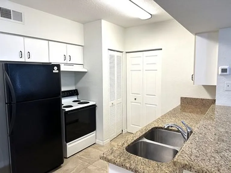 27103 Matheson Ave #103 — Photo 11
