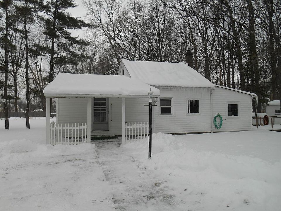 7239 Reynolds Road - Rear