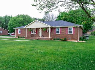 512 Crocus Ct, Murfreesboro, TN 37128