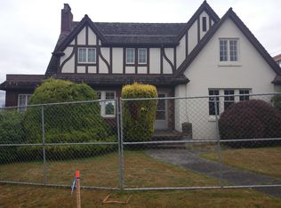 1124 44th Ave SW, Seattle, WA 98116