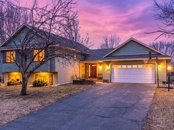 9178 Jarvis Ave S, Cottage Grove, MN 55016