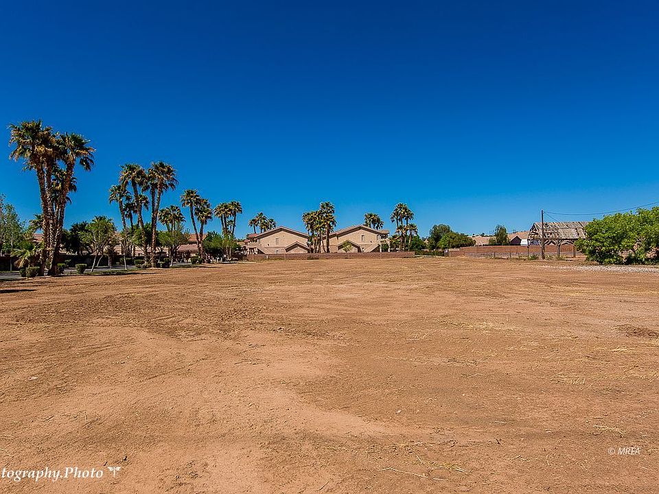 1st image of 511 W Mesquite Blvd