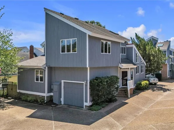 214 71st St #A, Virginia Beach, VA 23451
