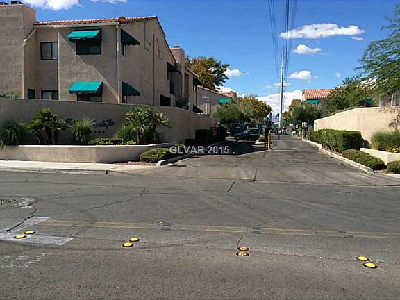 2nd image of 4425 Woodpine Dr Unit 101