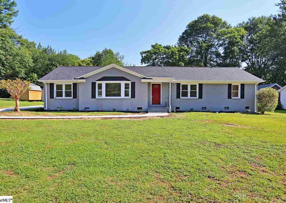 1st image of 105 Rosemary Ln