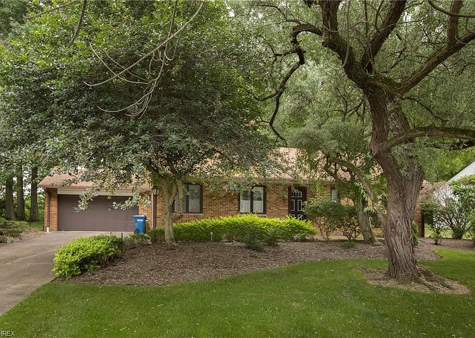1st image of 21455 Riviera Dr
