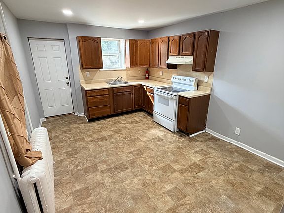 3rd image of 6920 Paschall Ave