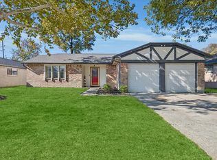 11207 Rousseau Dr, Houston, TX 77065