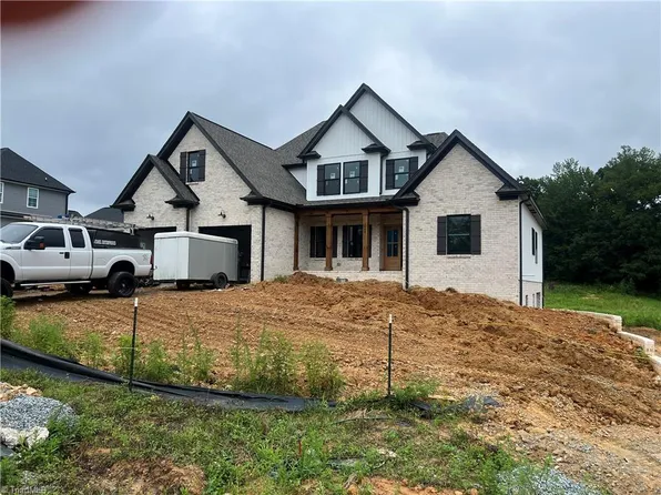 469 Lenalan Dr, Lexington, NC 27295