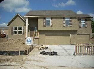 1433 Natalee Ct, Liberty, MO 64068