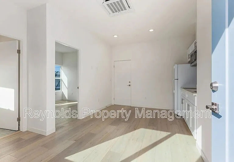 22332 Bonita Ct — Photo 2