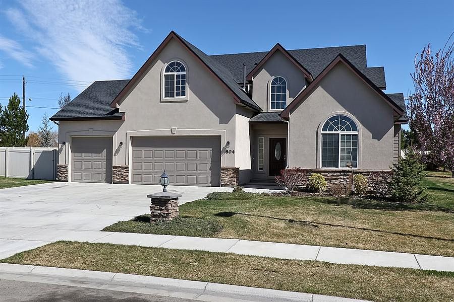 1st image of 804 W Heather Woods Dr