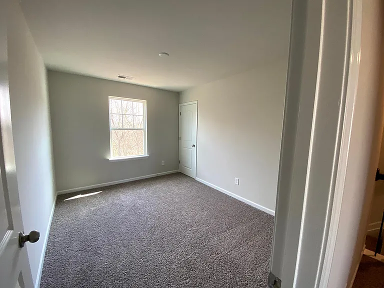 6525 Revolutionary Trl — Photo 11