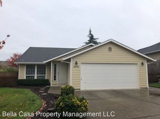 2456 SW Peggy St, McMinnville, OR 97128