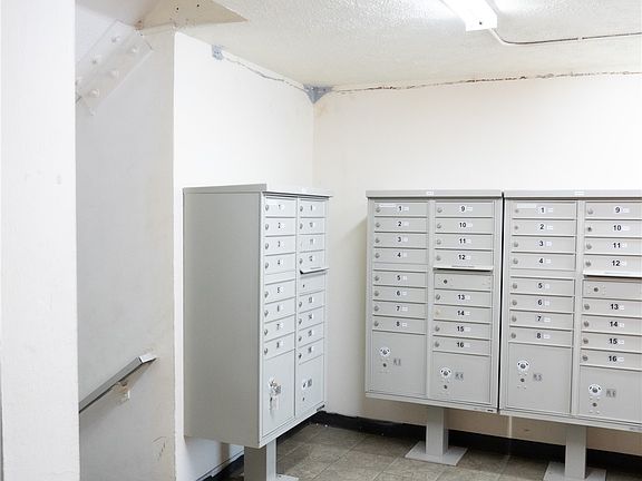 4th image of 2509 Ala Wai Blvd APT 201