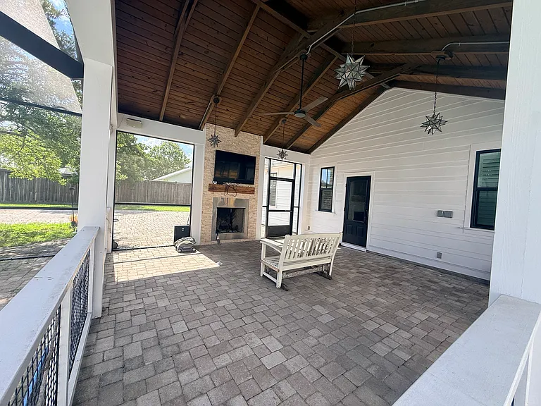 154 Delbert Ln — Photo 7