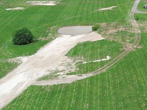 4th image of 3 County Road 122