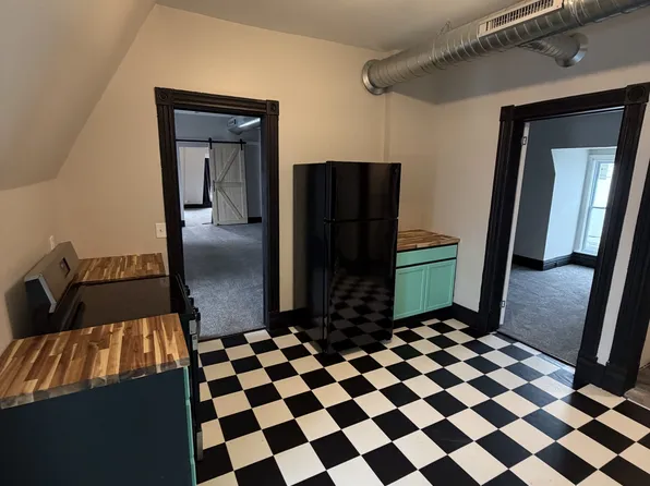 492 Rhode Island St #1, Buffalo, NY 14213