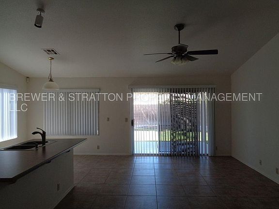 Living room, Eating area, Island